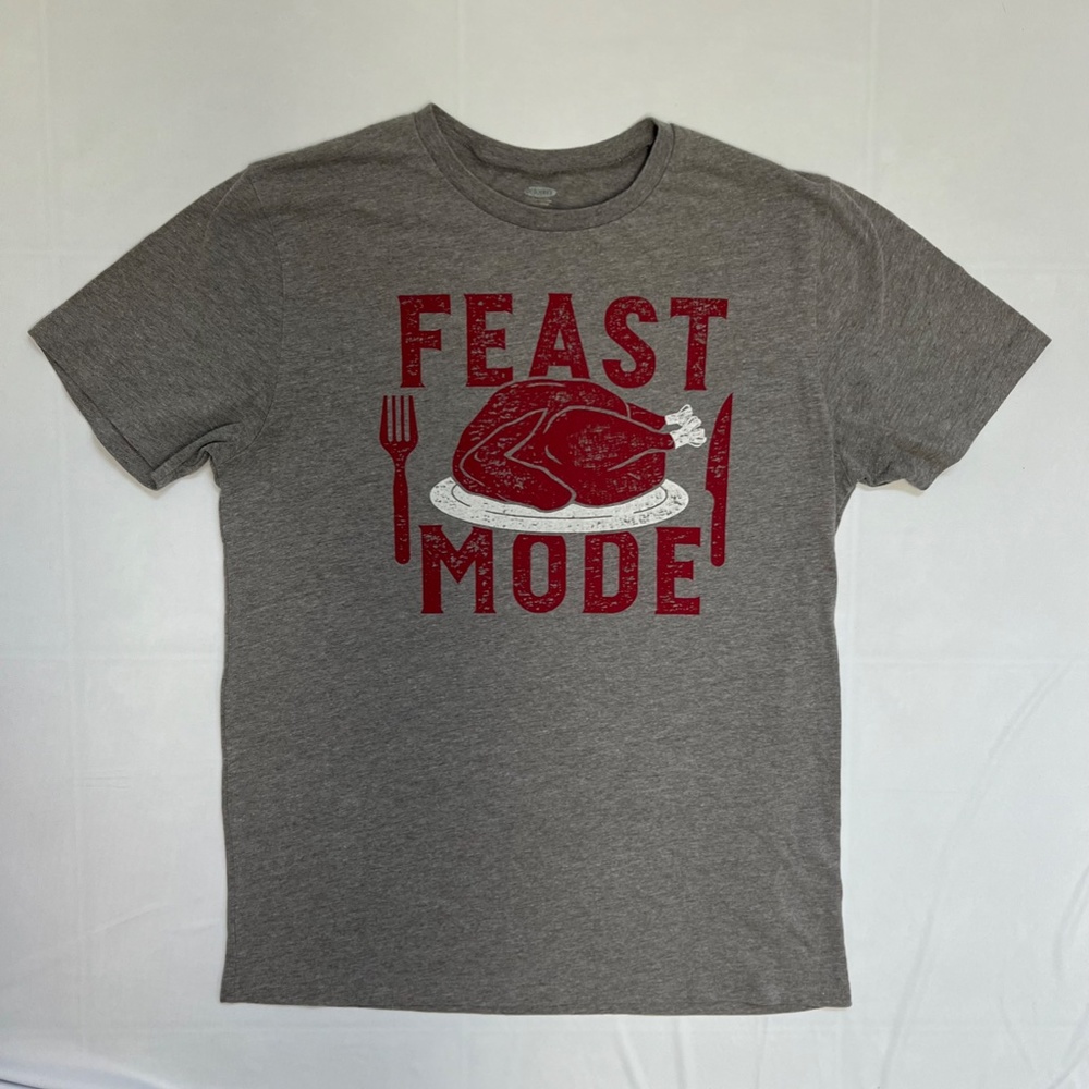 Men's Old Navy FEAST MODE Size Medium grey tee